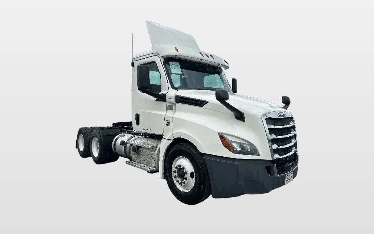 2019 Freightliner - image 1