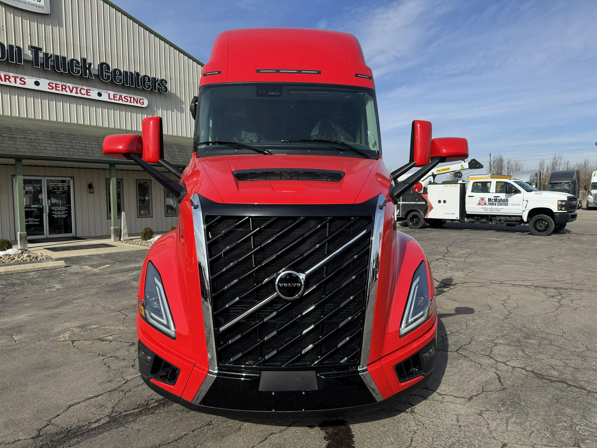 2027 Volvo VNL 860 - image 6