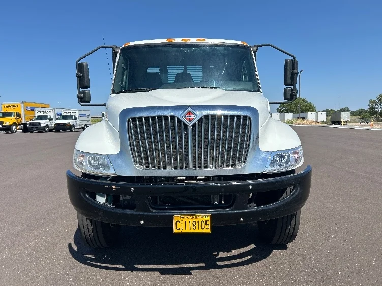 2022 International MV in Dallas, TX — photo 2