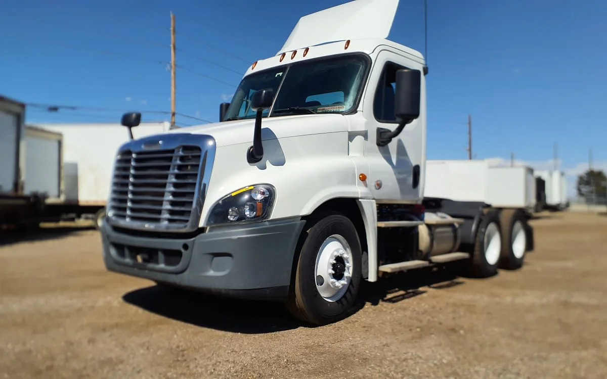 2017 Freightliner Cascadia in Commerce City, CO