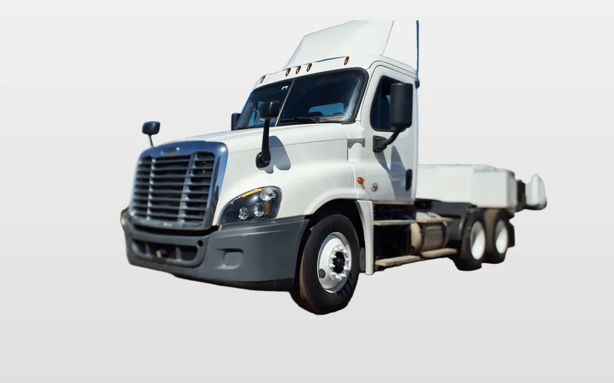 2017 Freightliner Cascadia - image 1