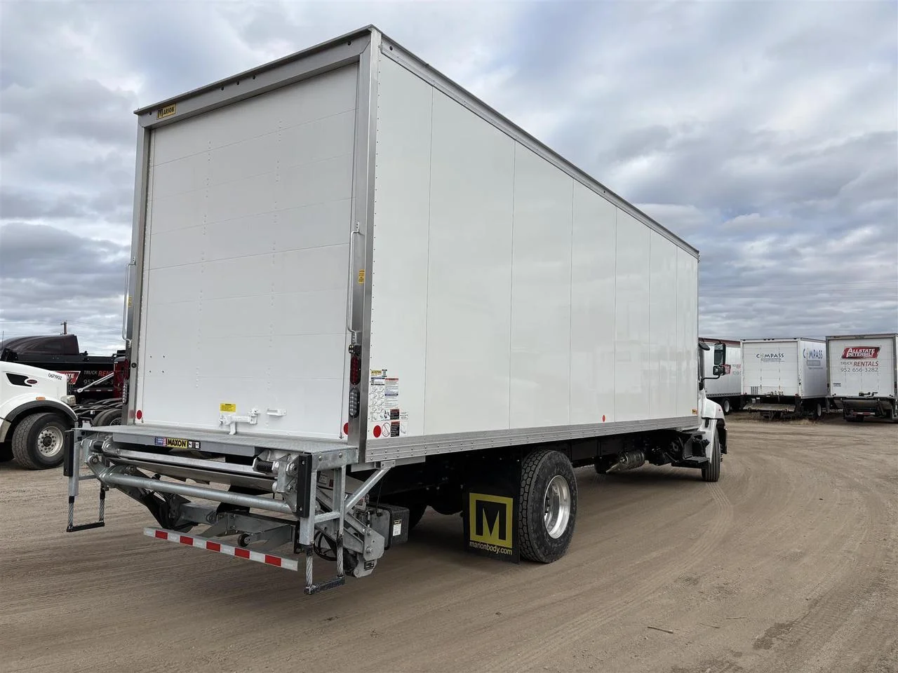 2025 Hino L6 - image 2