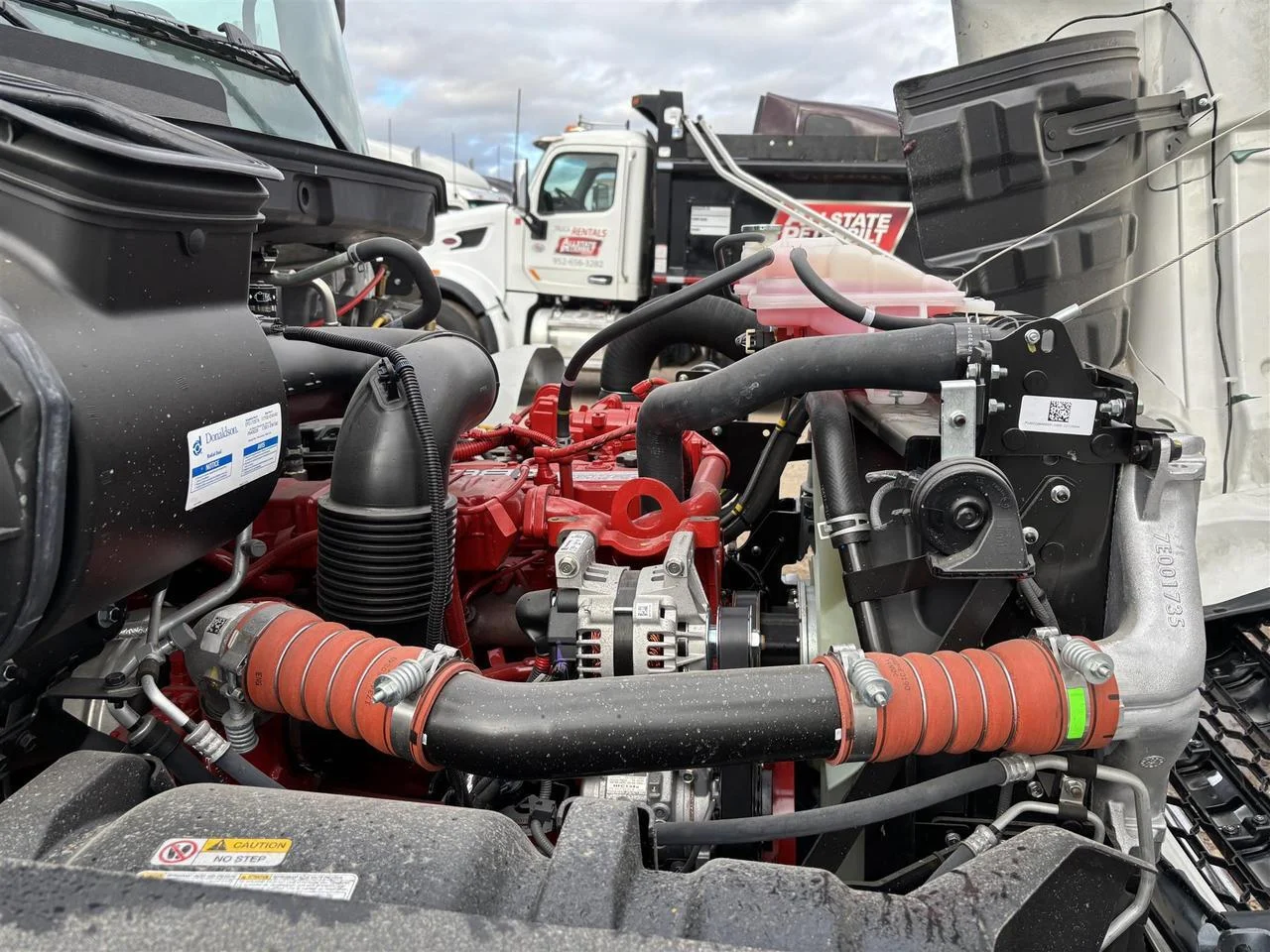 2025 Hino L6 - image 7