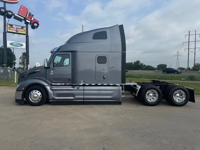 2026 Peterbilt 579 - image 3