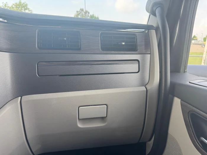 2026 Peterbilt 579 - image 18
