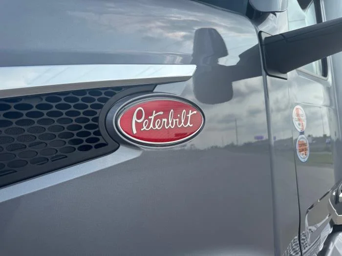 2026 Peterbilt 579 - image 10
