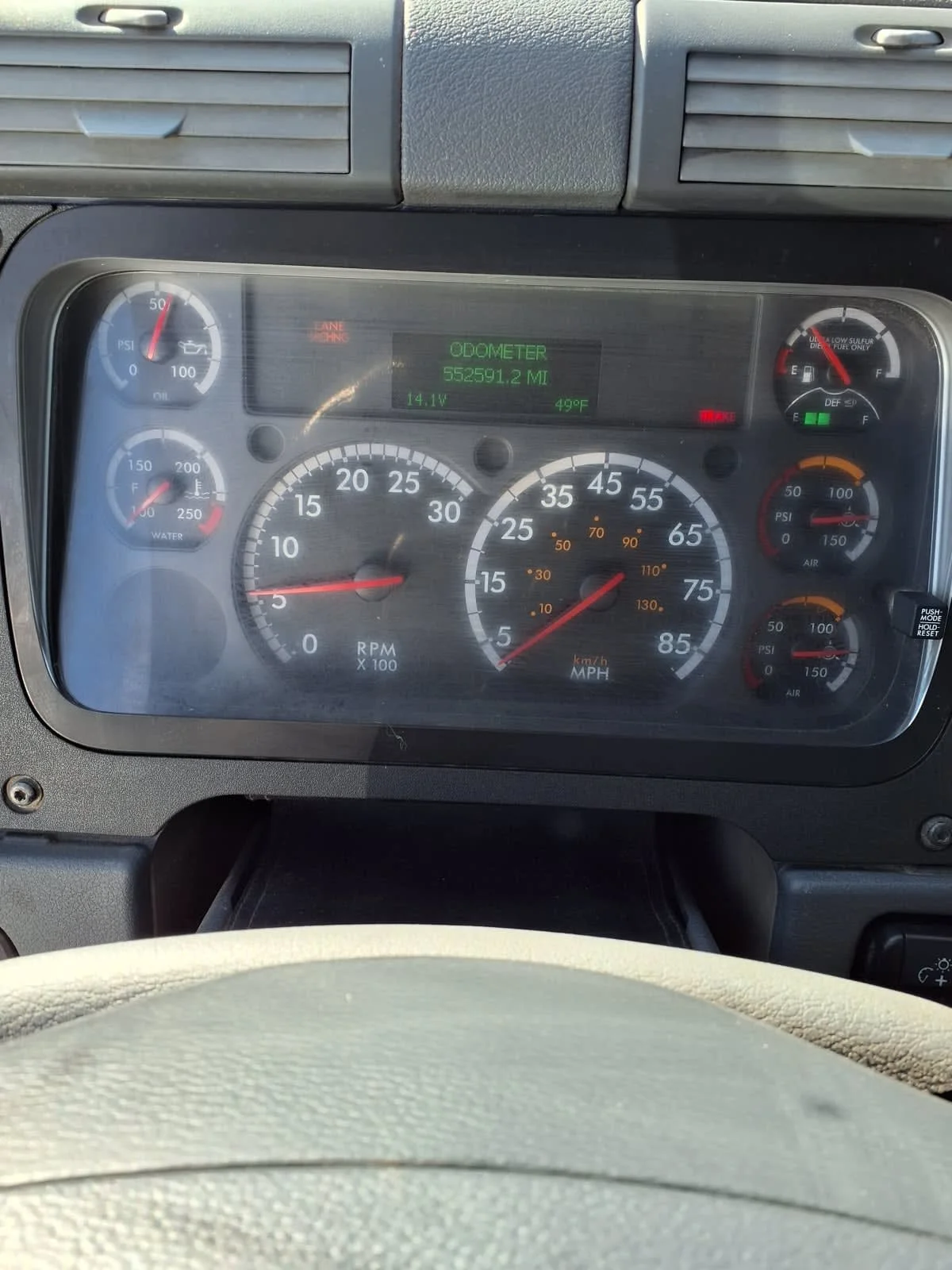 2019 Freightliner Cascadia in Cleveland, OH — photo 9
