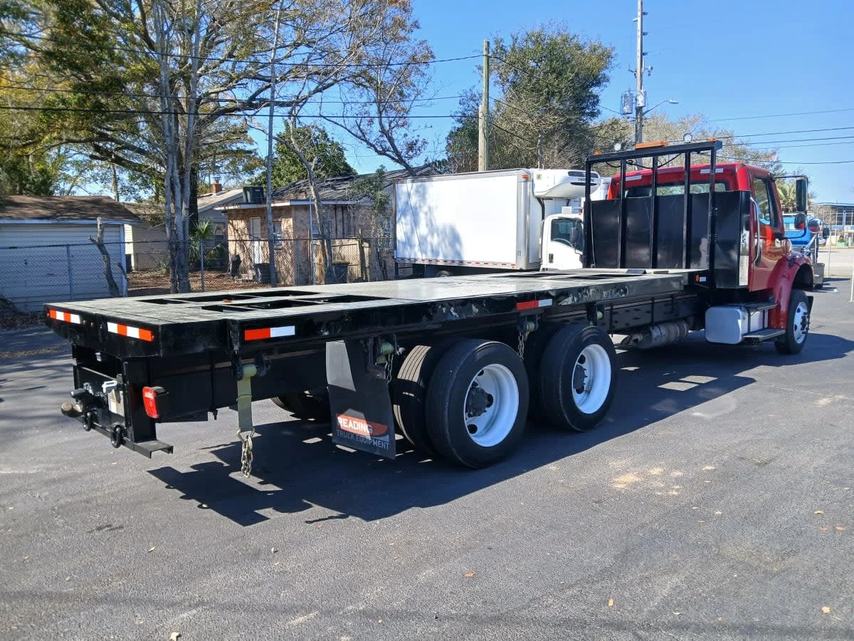 2020 Freightliner M2 106 - image 4