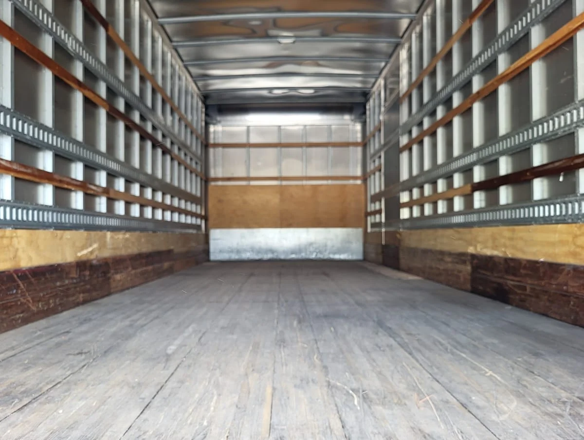 2019 Freightliner M2 106 in Jacksonville, FL — photo 8