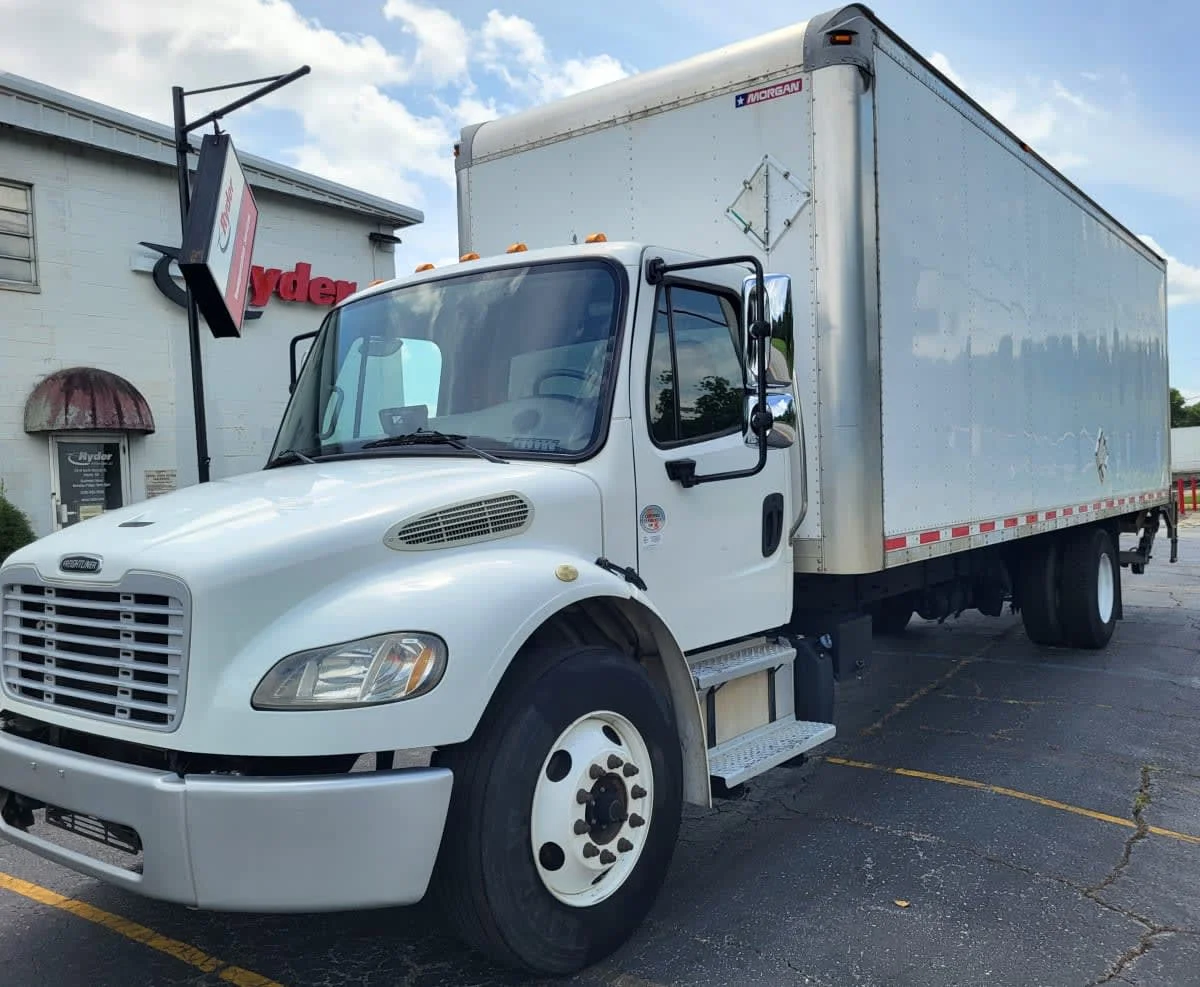 2019 Freightliner M2 106
