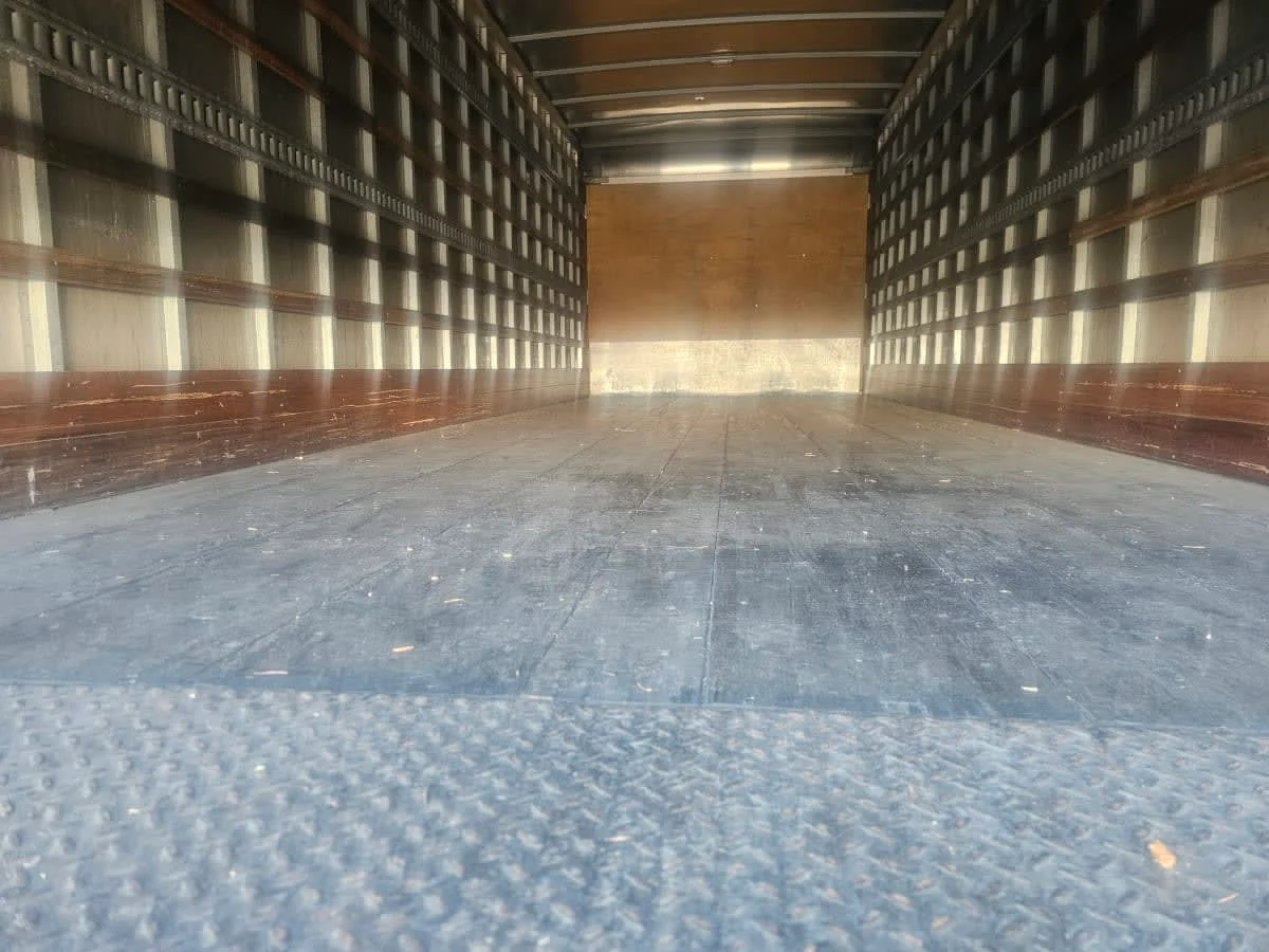 2018 Freightliner M2 106 - image 8