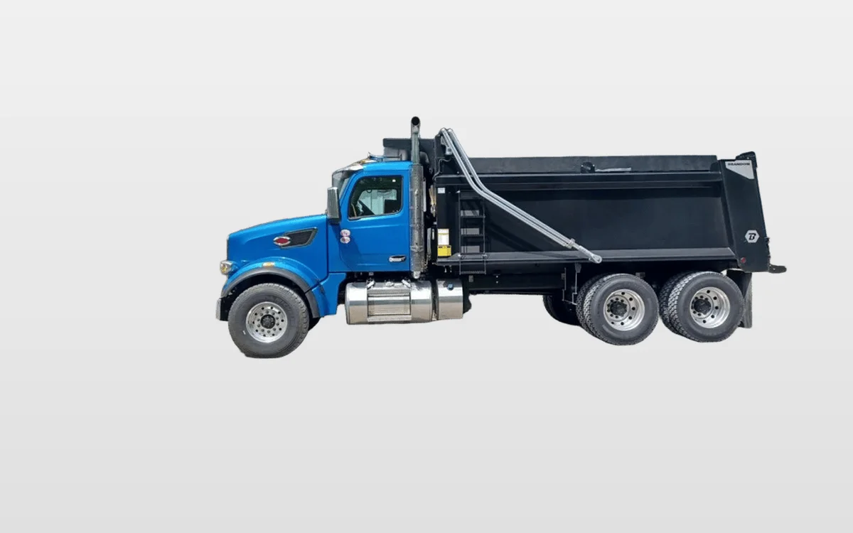 2025 PETERBILT 567 Dump Truck - image 1