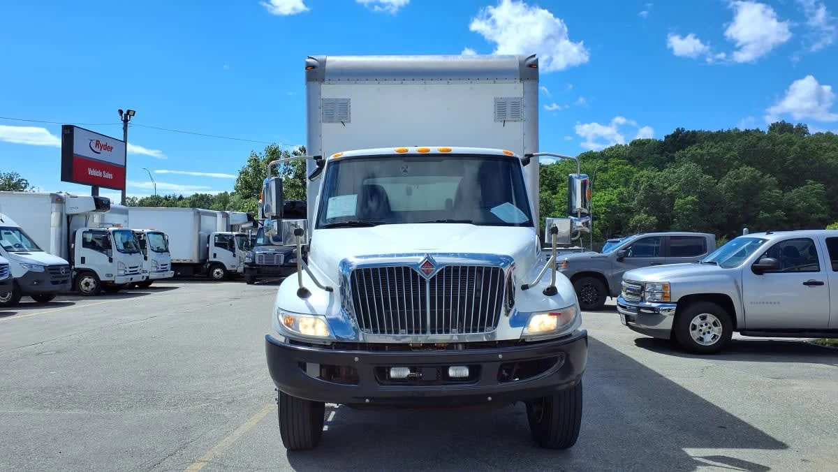 2020 International MV in Salisbury, MA — photo 2