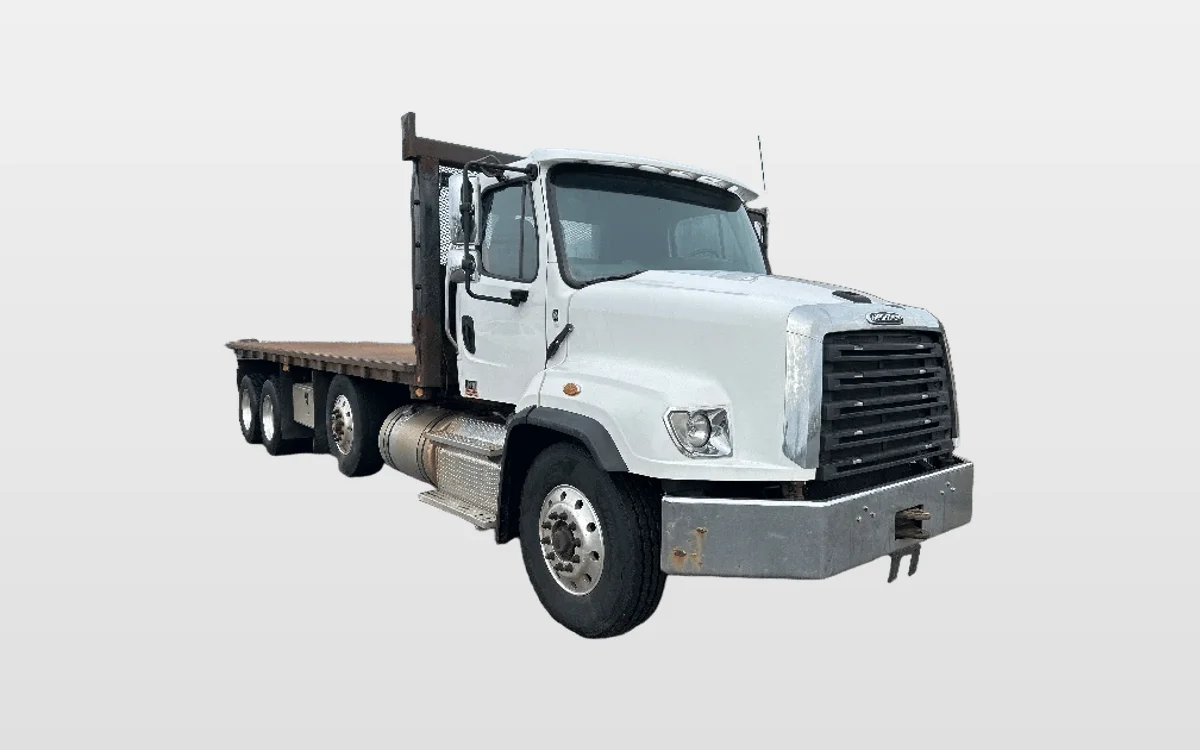 2018 Freightliner 114SD - image 1