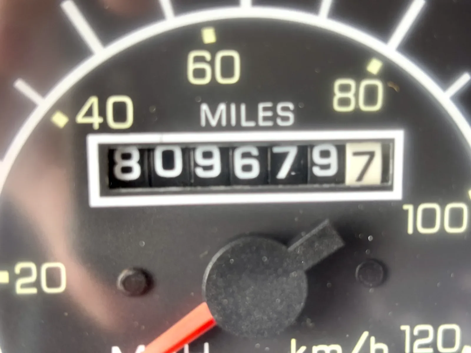 2005 Kenworth T800 - image 17