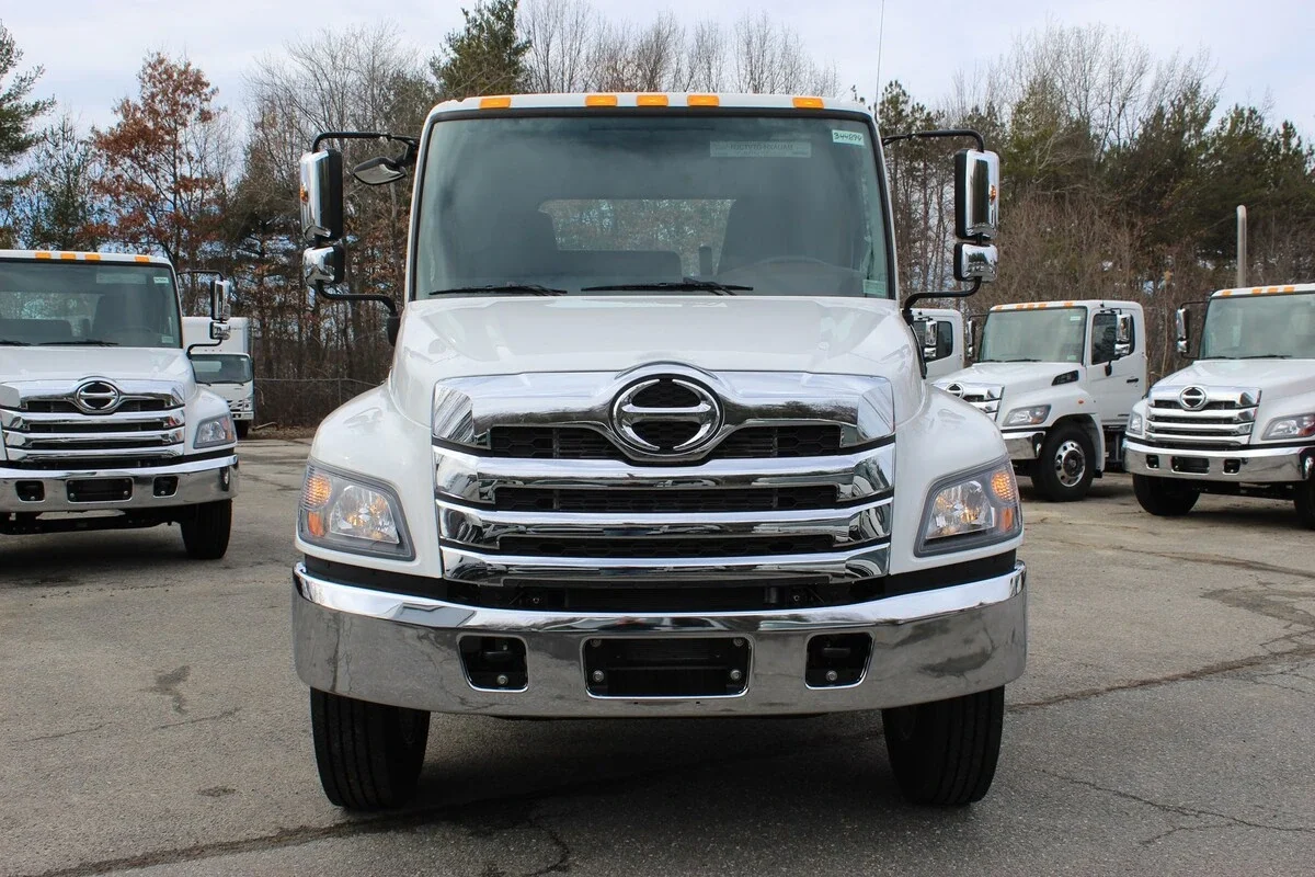 2024 Hino L6 - image 2