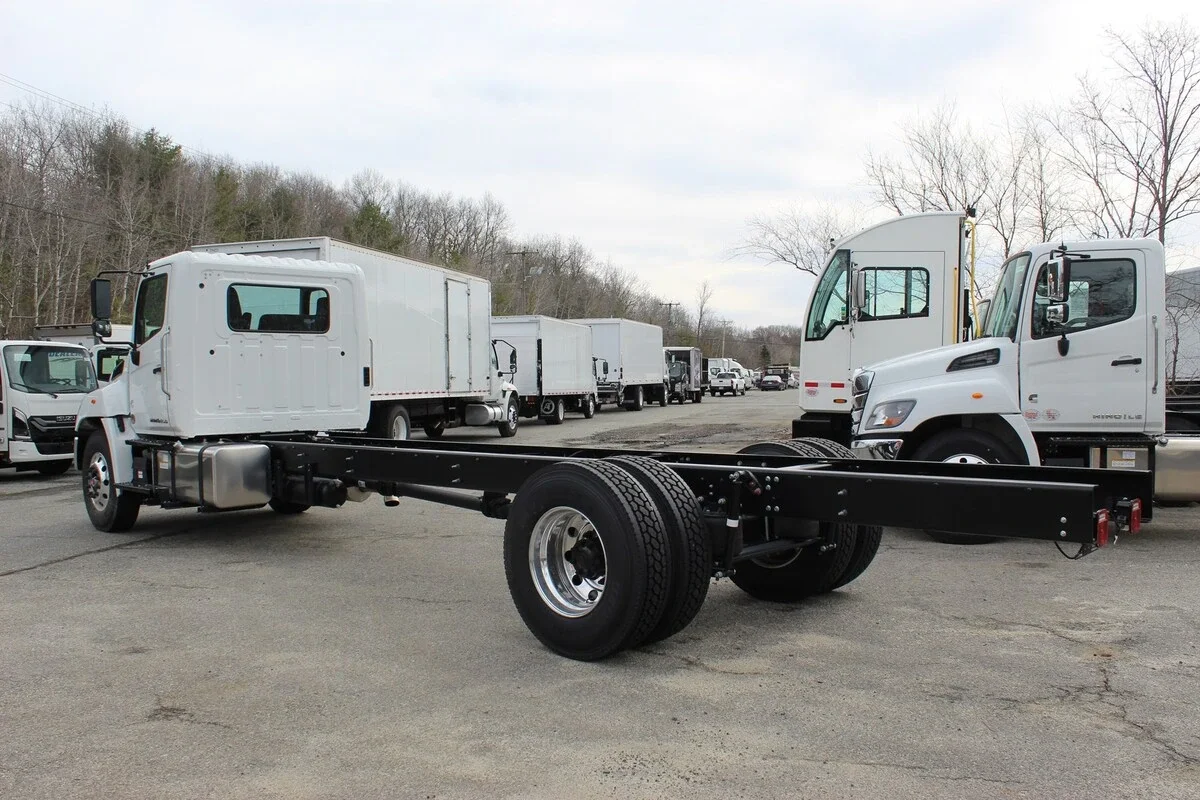 2024 Hino L6 - image 5