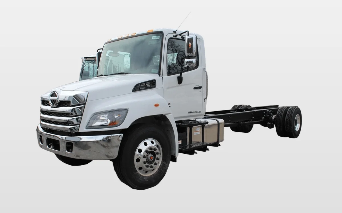 2024 Hino L6 - image 1