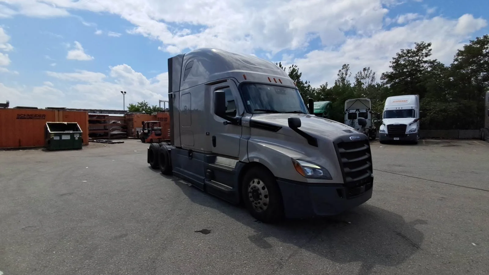 2023 Freightliner Cascadia