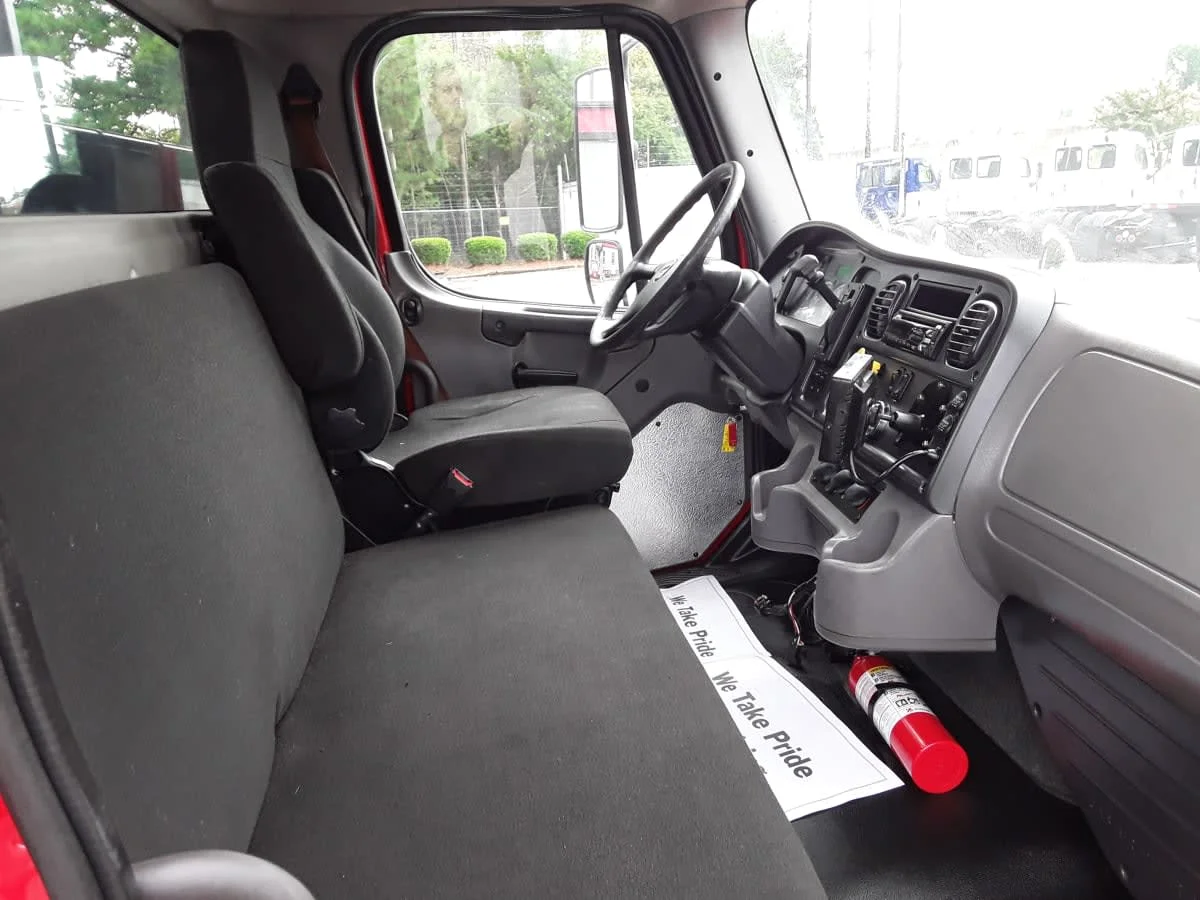 2018 Freightliner M2 106 in Charlotte, NC — photo 12