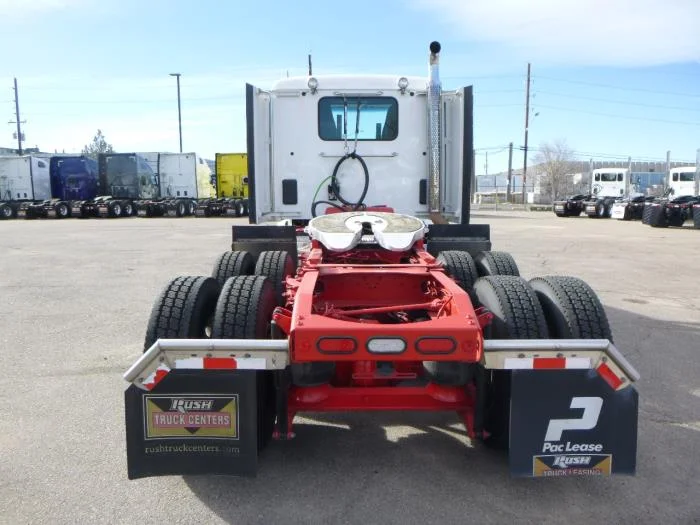 2023 Peterbilt 567 - image 5