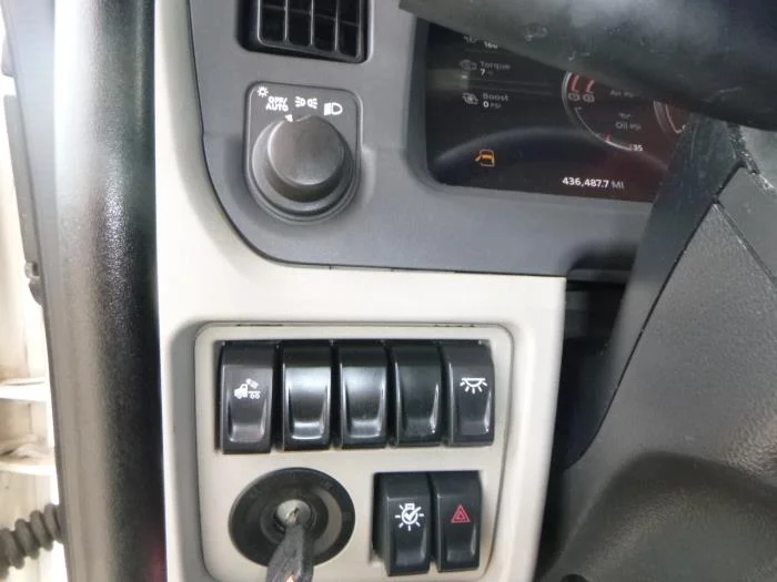 2023 Peterbilt 567 - image 21