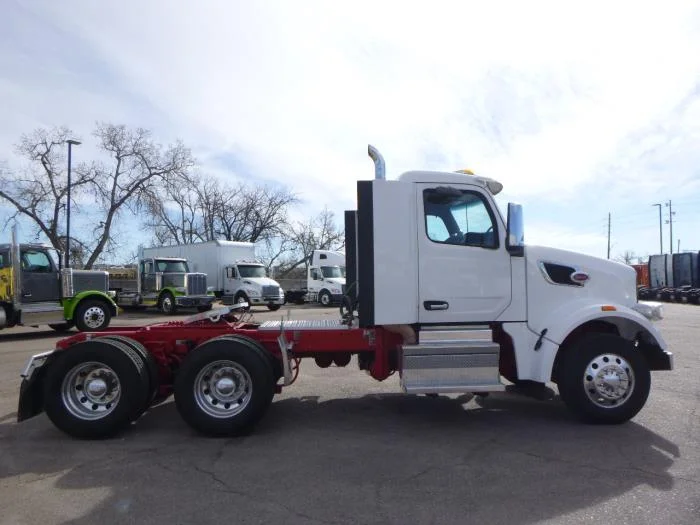 2023 Peterbilt 567 - image 7