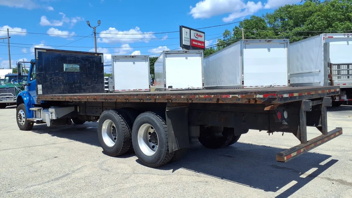 2020 Freightliner M2 106 in Warwick, RI — photo 6