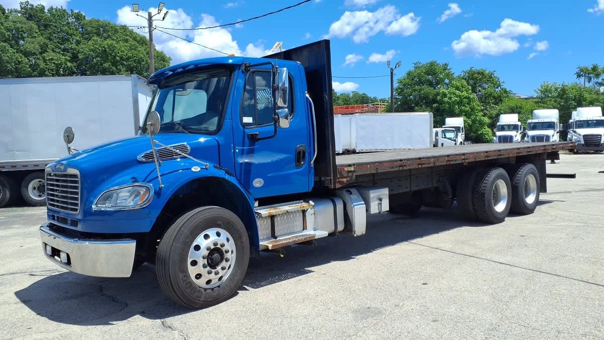 2020 Freightliner M2 106