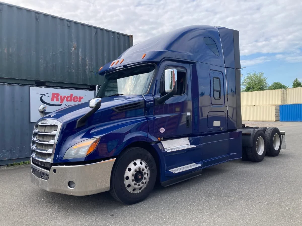 2020 Freightliner Cascadia