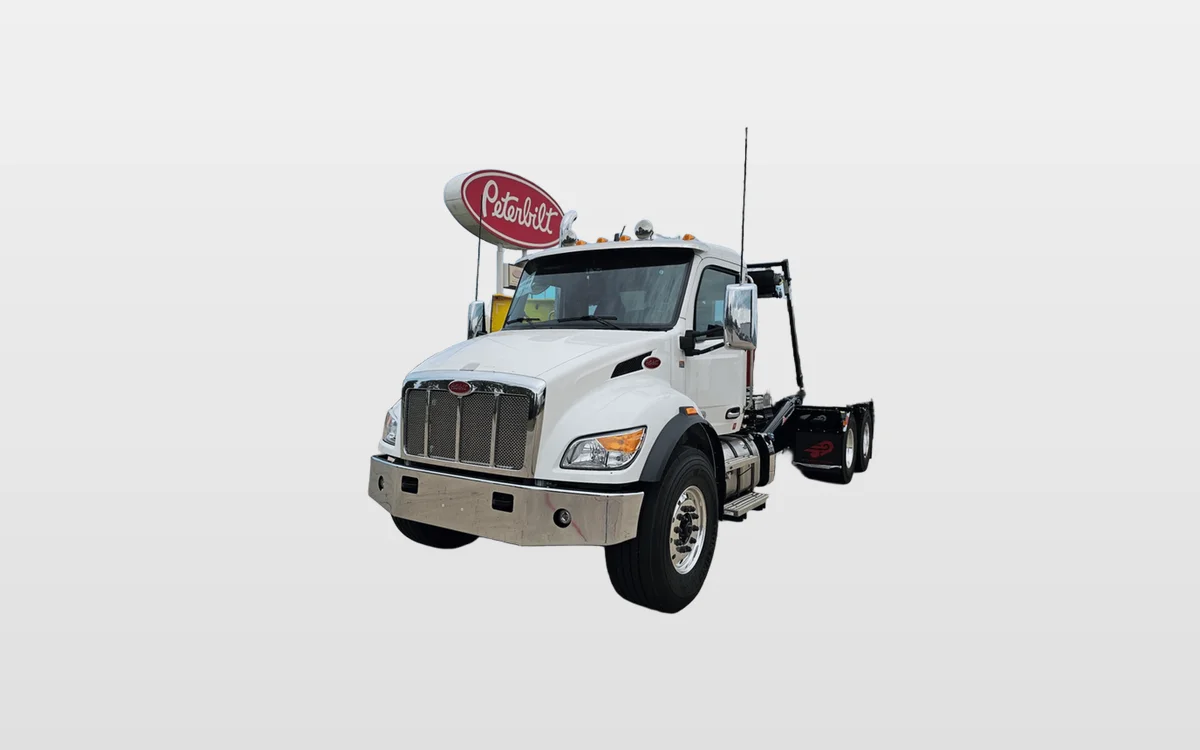 2025 PETERBILT 548 - image 1
