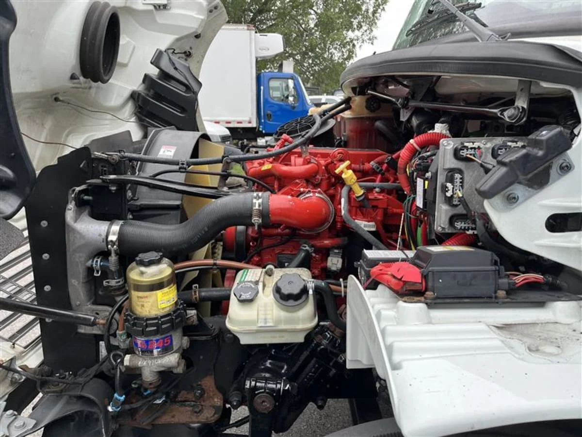 2019 Freightliner M2 106 in Beltsville, MD — photo 10