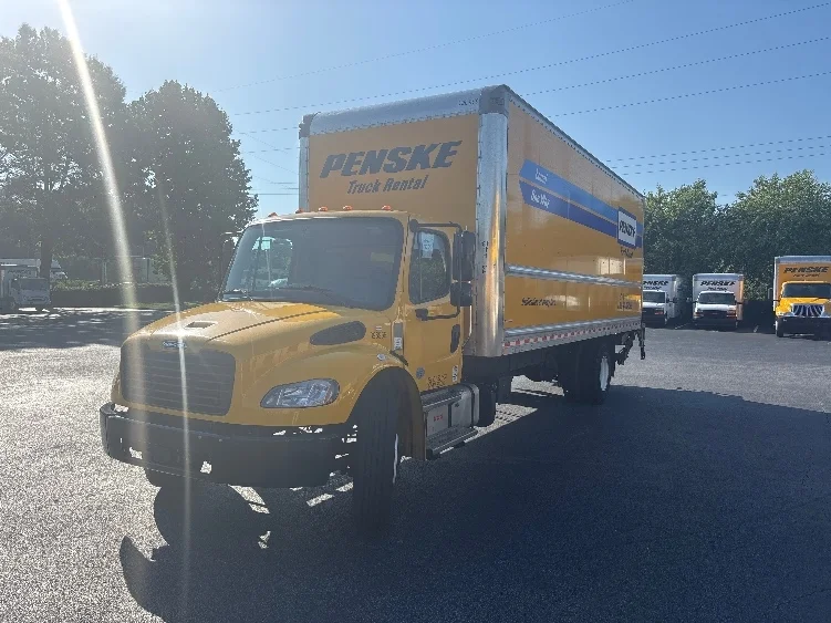 2022 Freightliner eM2 in Atlanta (Forest Park), GA — photo 3