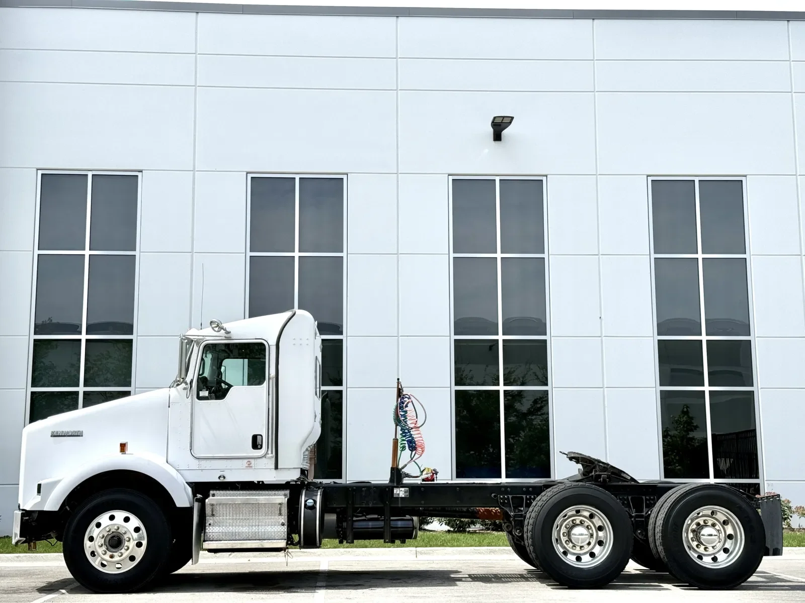 2020 Kenworth T800 in New Lenox, IL — photo 4