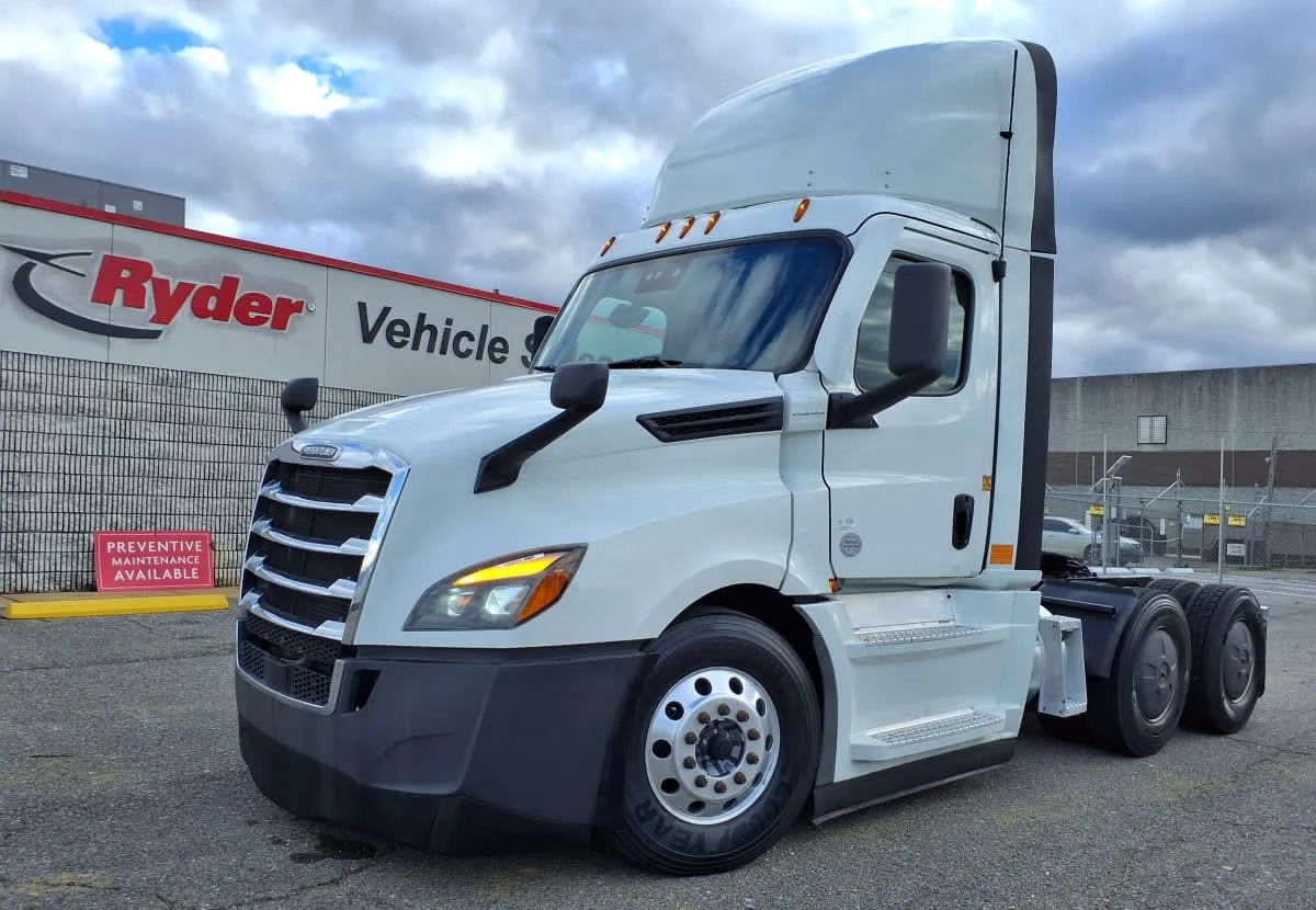 2022 Freightliner Cascadia in Memphis, TN