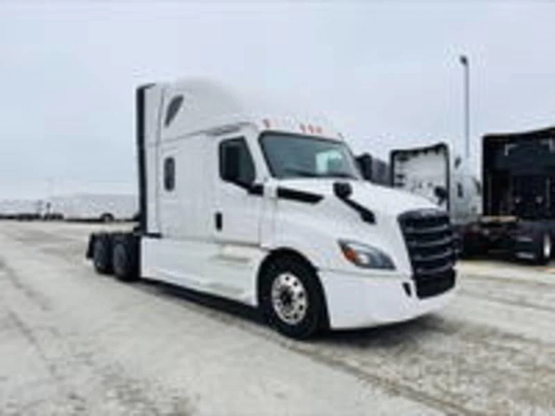 2026 Freightliner Cascadia - image 2