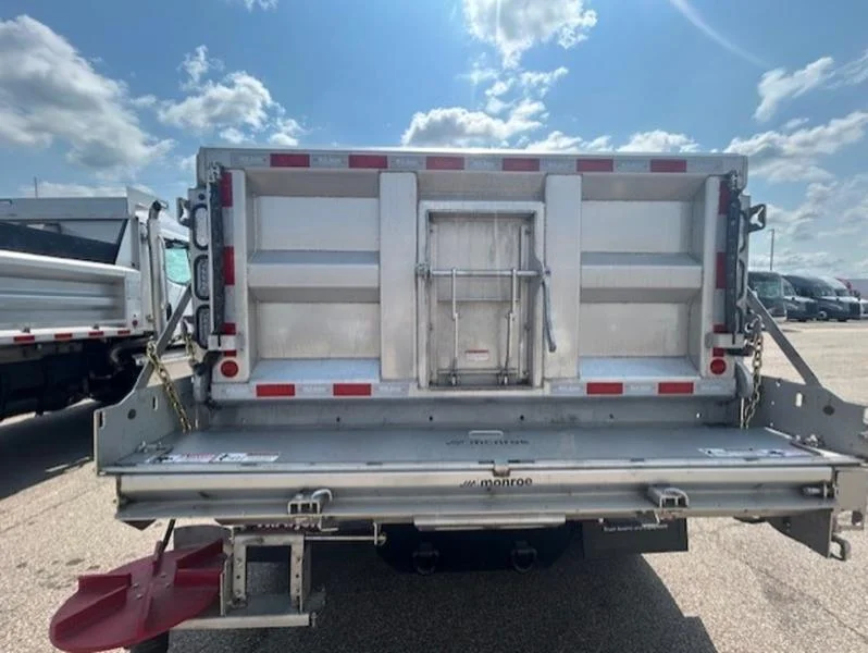 2026 Freightliner eM2 in Cincinnati, OH — photo 5