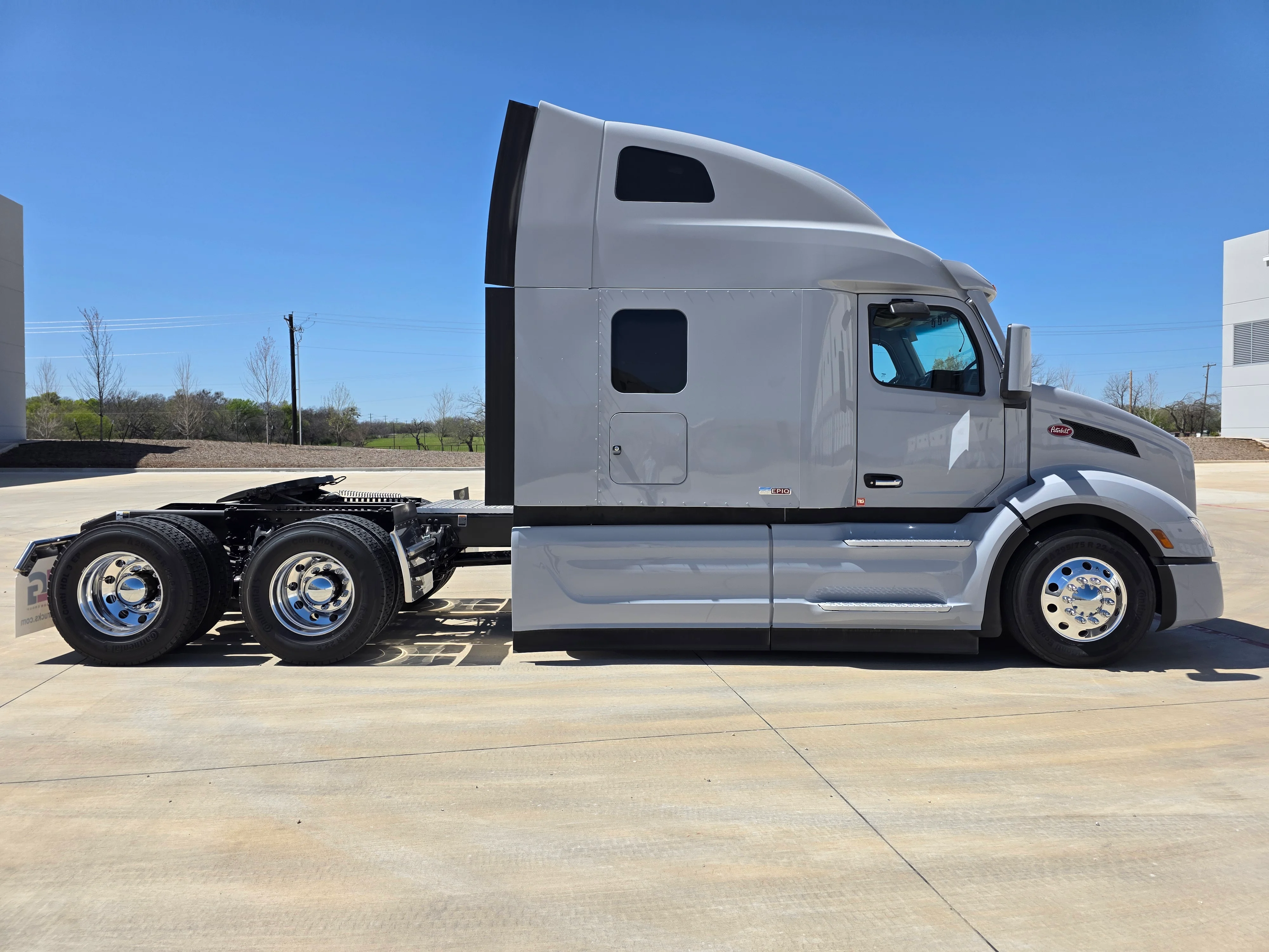 2027 Peterbilt 579 in Tallahassee, FL — photo 6