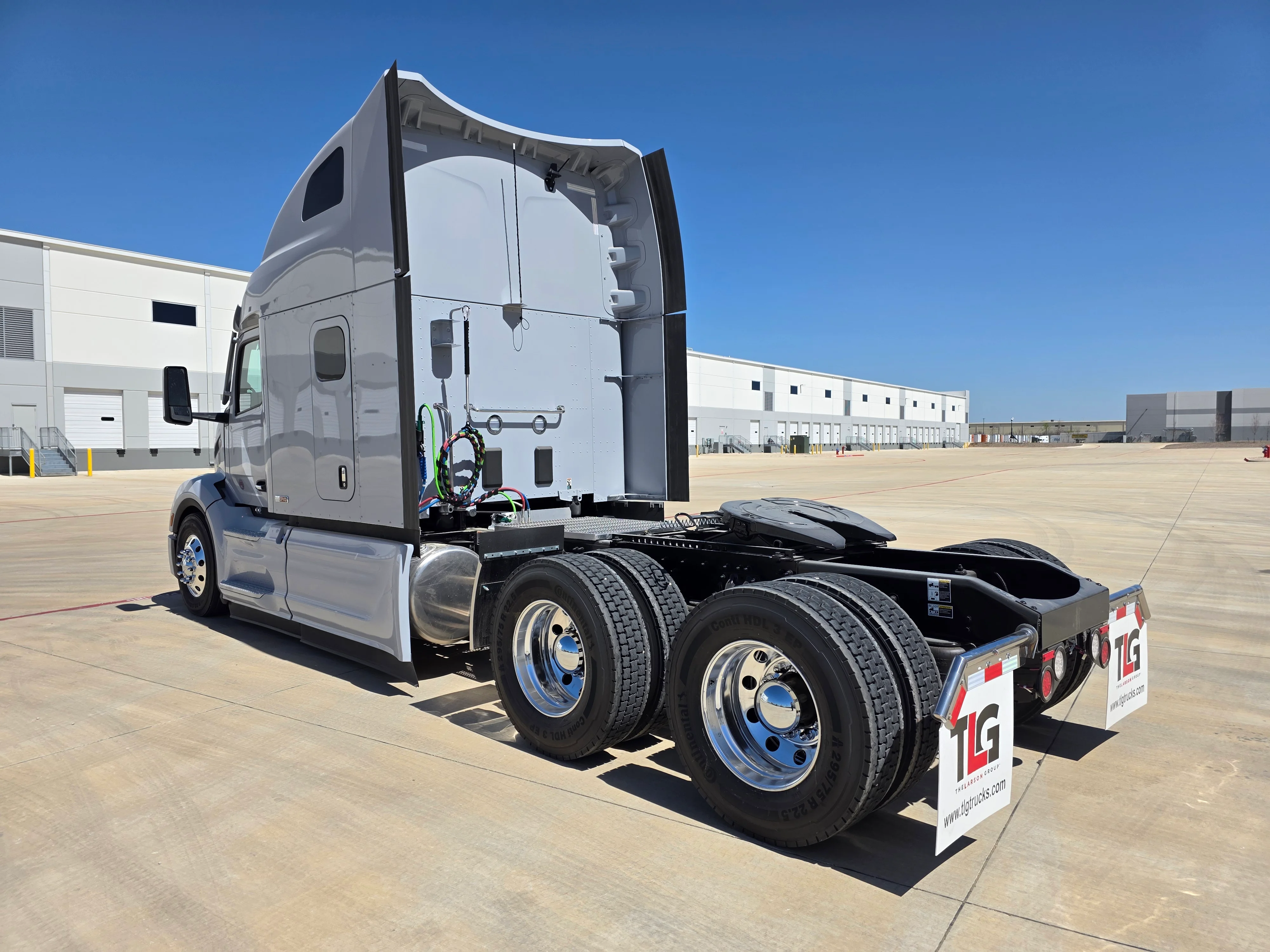2027 Peterbilt 579 in Tallahassee, FL — photo 3