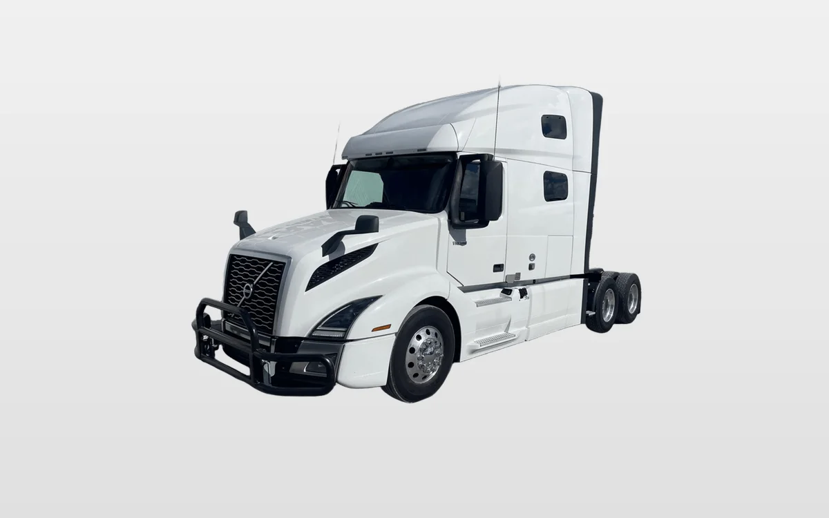 2021 Volvo - image 1