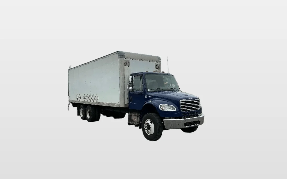 2018 Freightliner M2 106 - image 1