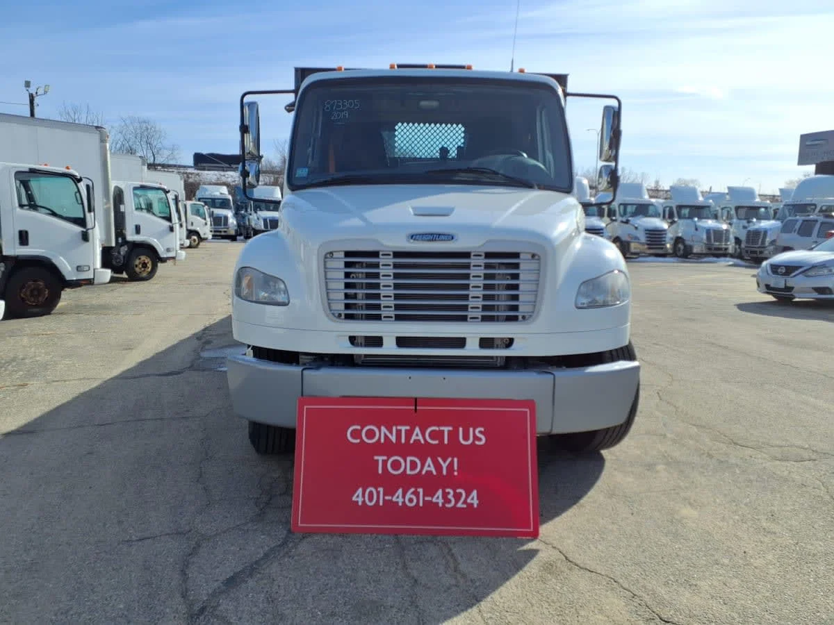 2019 Freightliner M2 106 in Warwick, RI — photo 2
