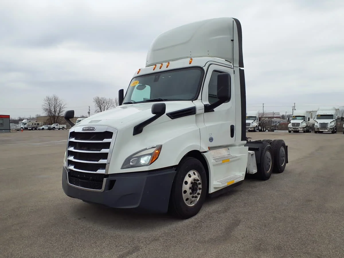 2019 Freightliner Cascadia in Clarksville, IN