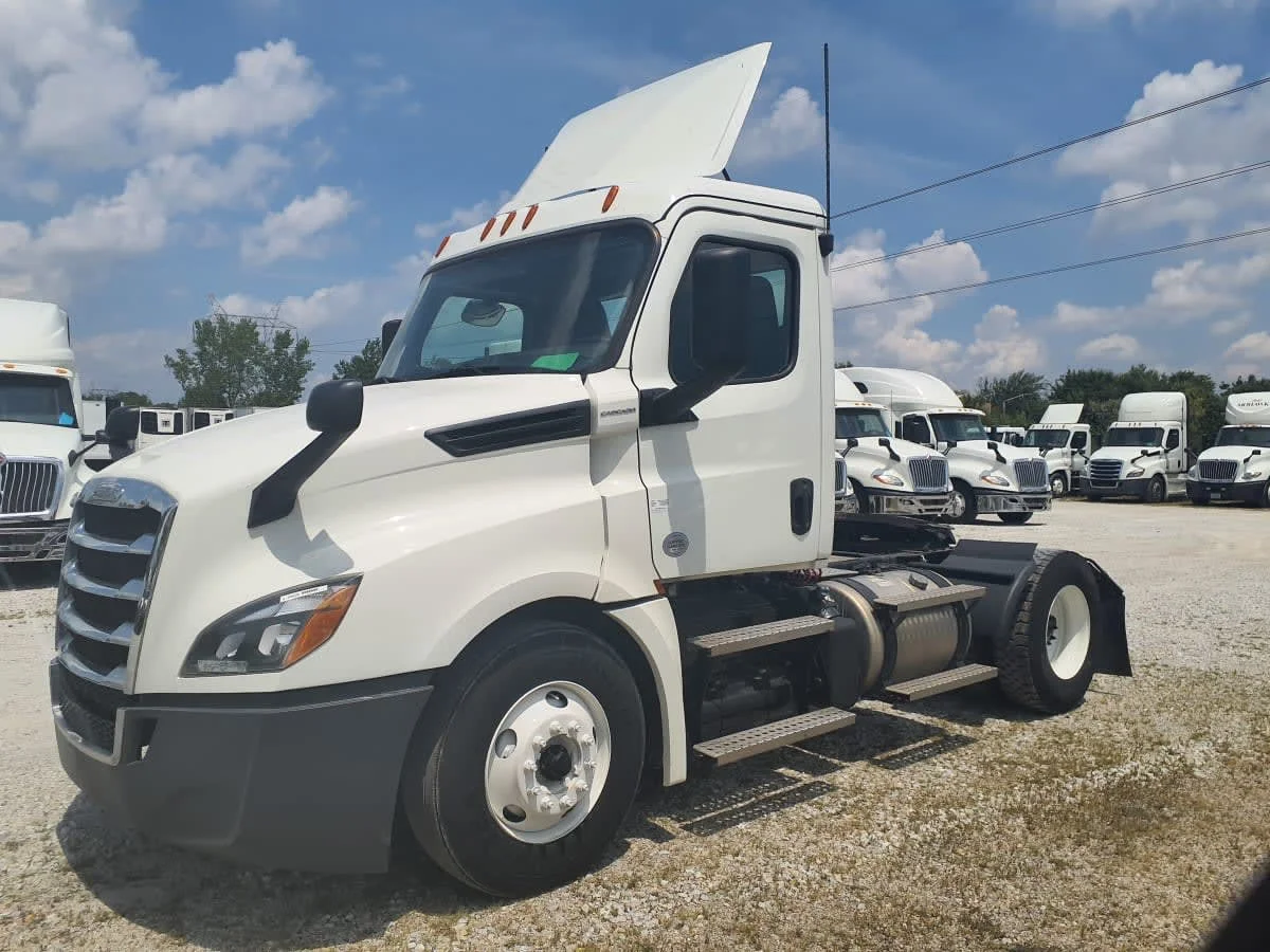 2020 Freightliner Cascadia