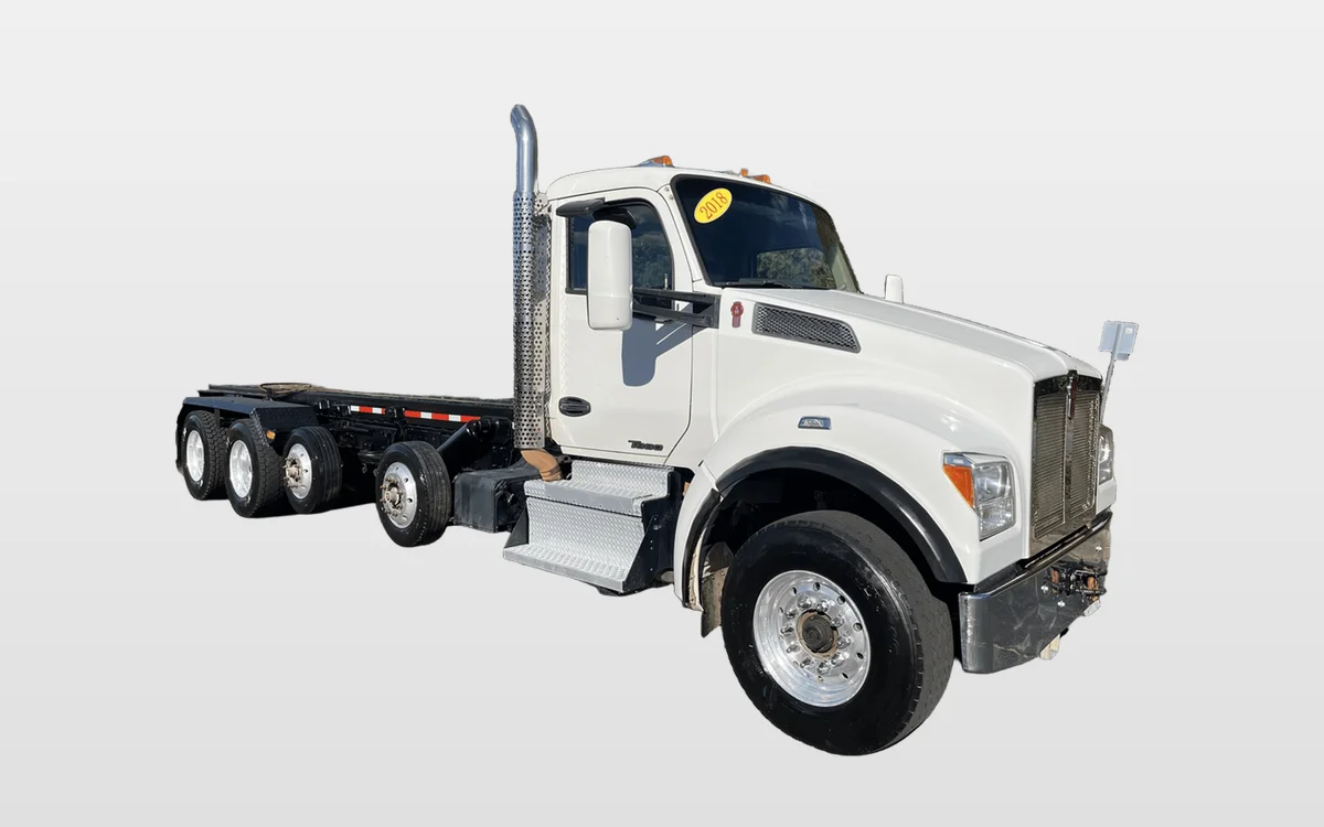 2018 Kenworth T880 - image 1