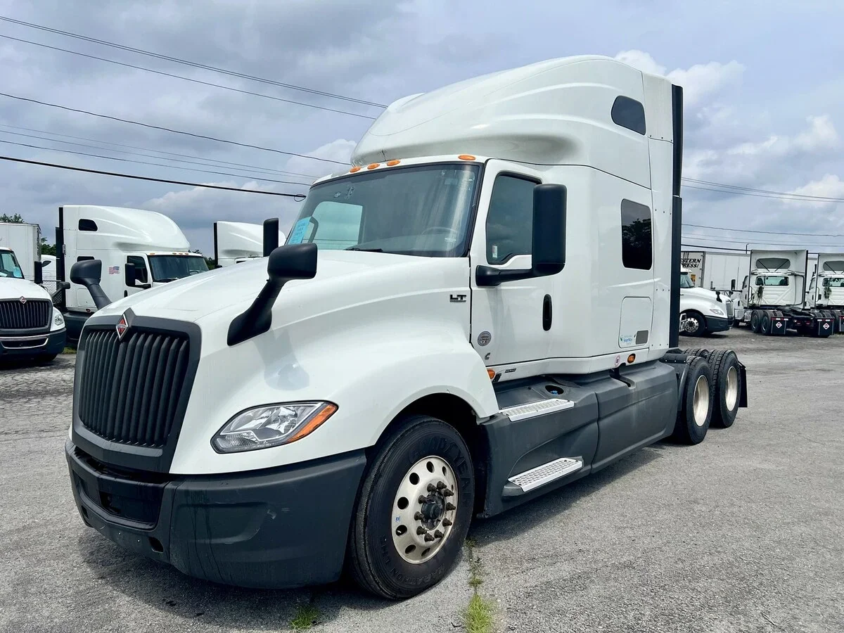 2022 International LT in Syracuse, NY