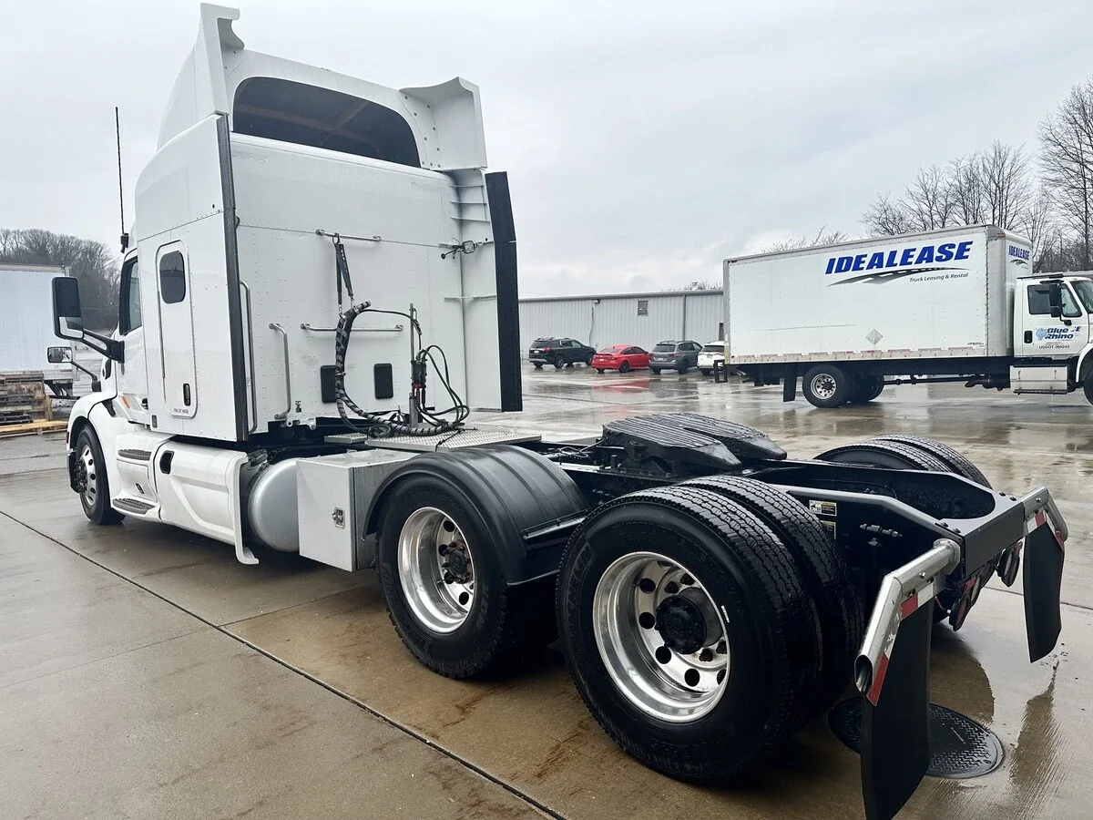 2020 Peterbilt 579 - image 5