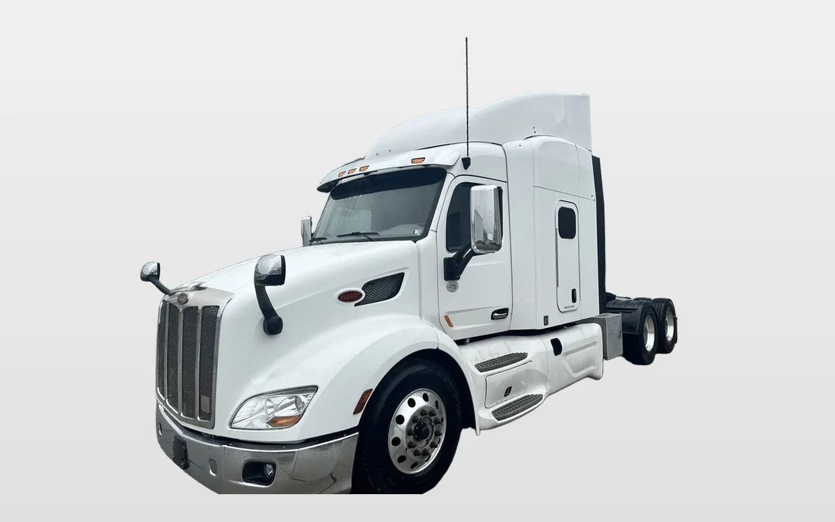 2020 Peterbilt 579 - image 1