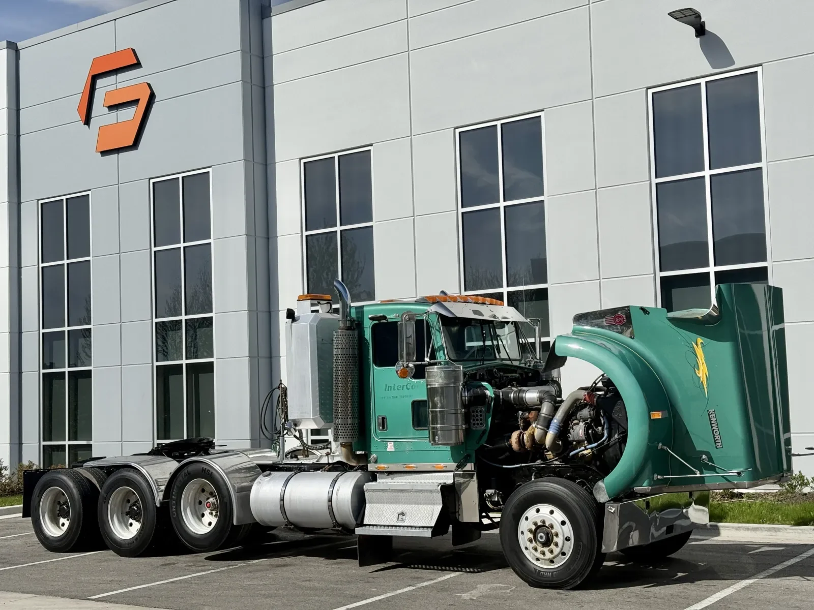 2005 Kenworth W900 - image 9