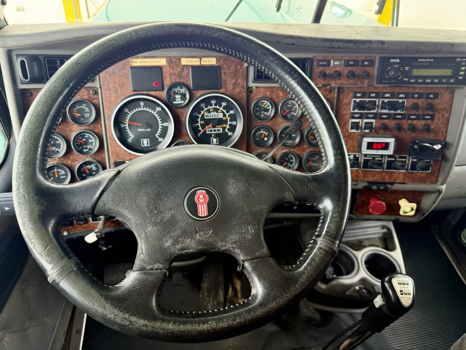 2005 Kenworth W900 in New Lenox, IL — photo 16
